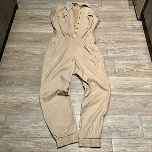 BCBCMaxAzria Sz S Leather Jumpsuit